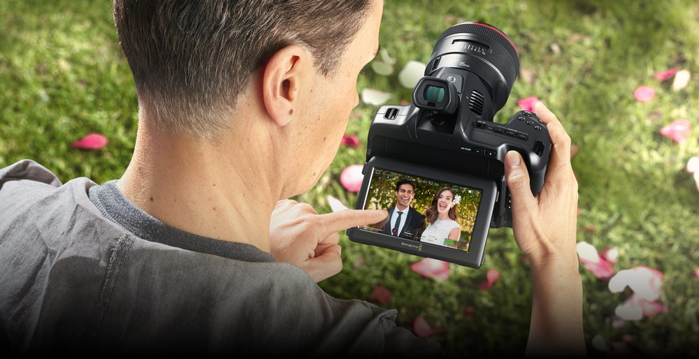 Blackmagic Pocket Cinema Camera Pro EVF – Senzor přiblížení a stavové informace