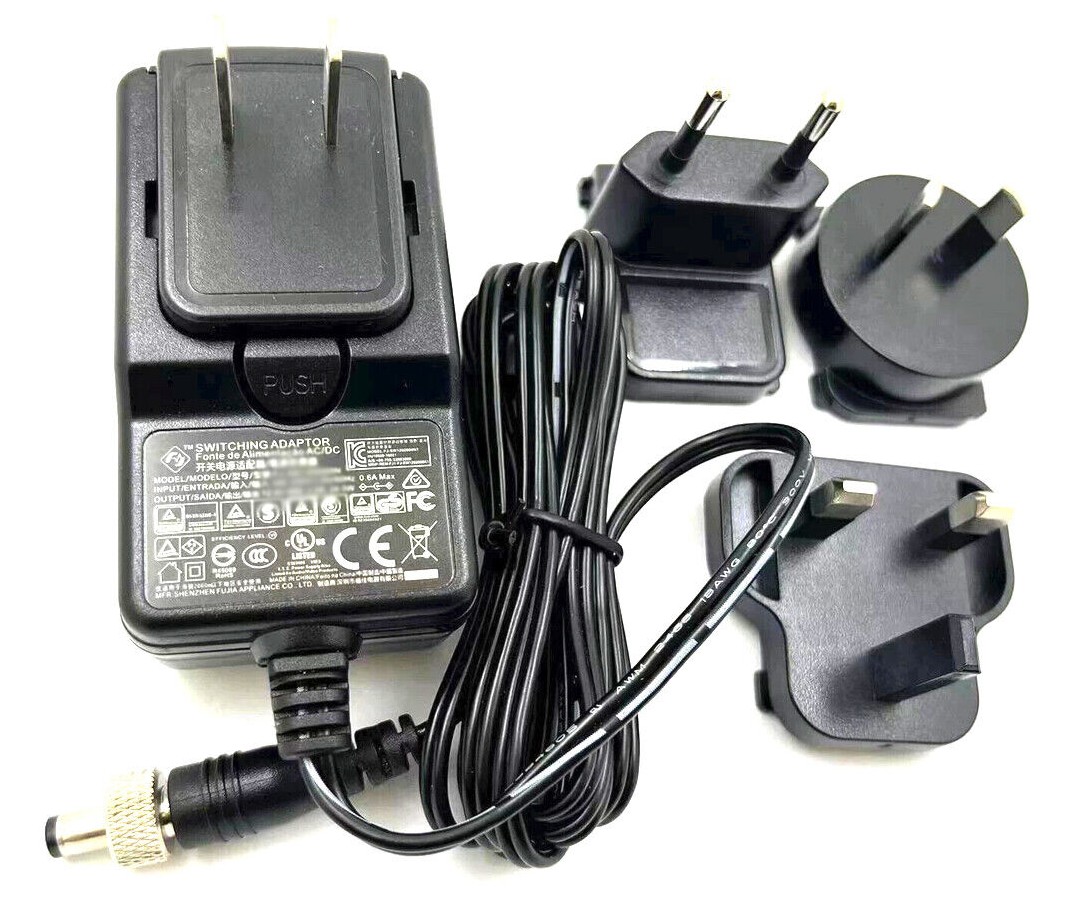 AVMATRIX Power Supply – Výměnné zástrčky