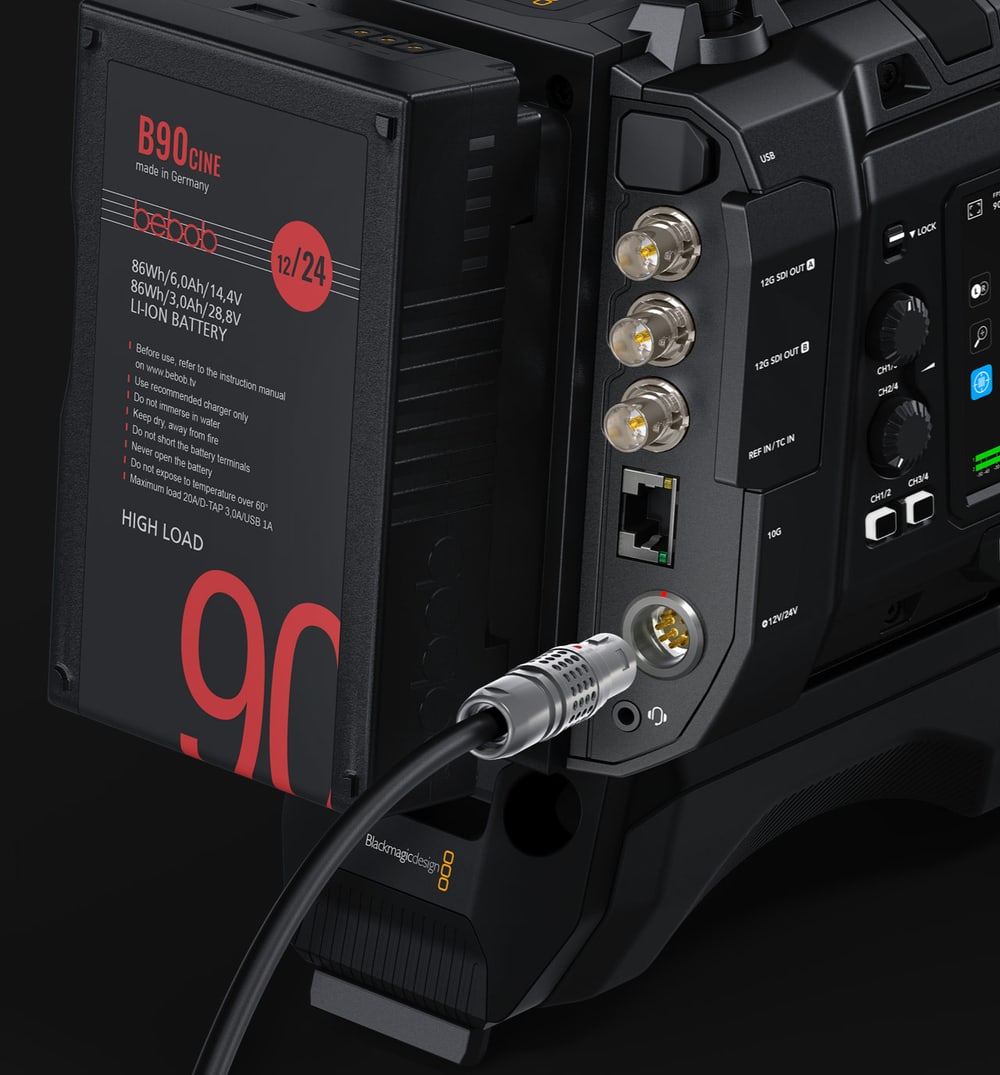 Blackmagic URSA Cine Immersive – Napájení 24 V