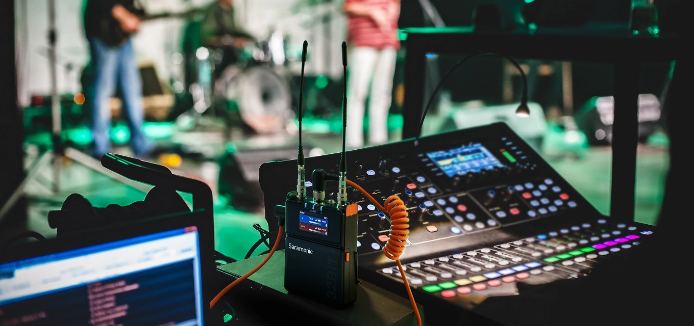 Saramonic K9 Digital Duo – Rekordér, mixážní pult i scéna