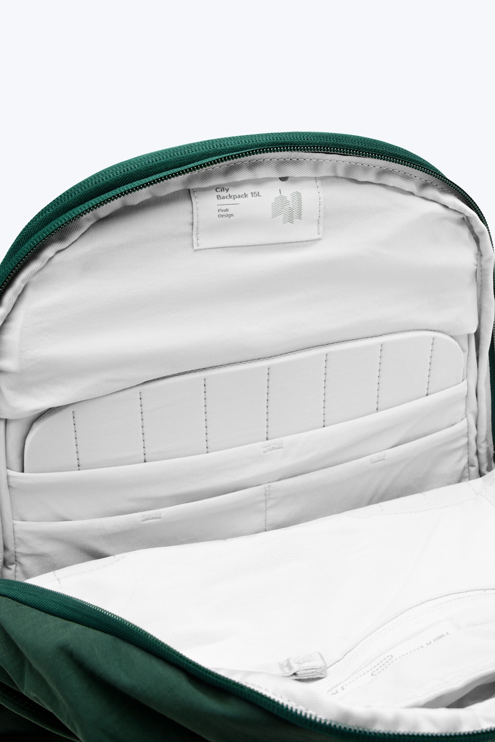 Peak Design City Backpack 15L – kapsa na notebook
