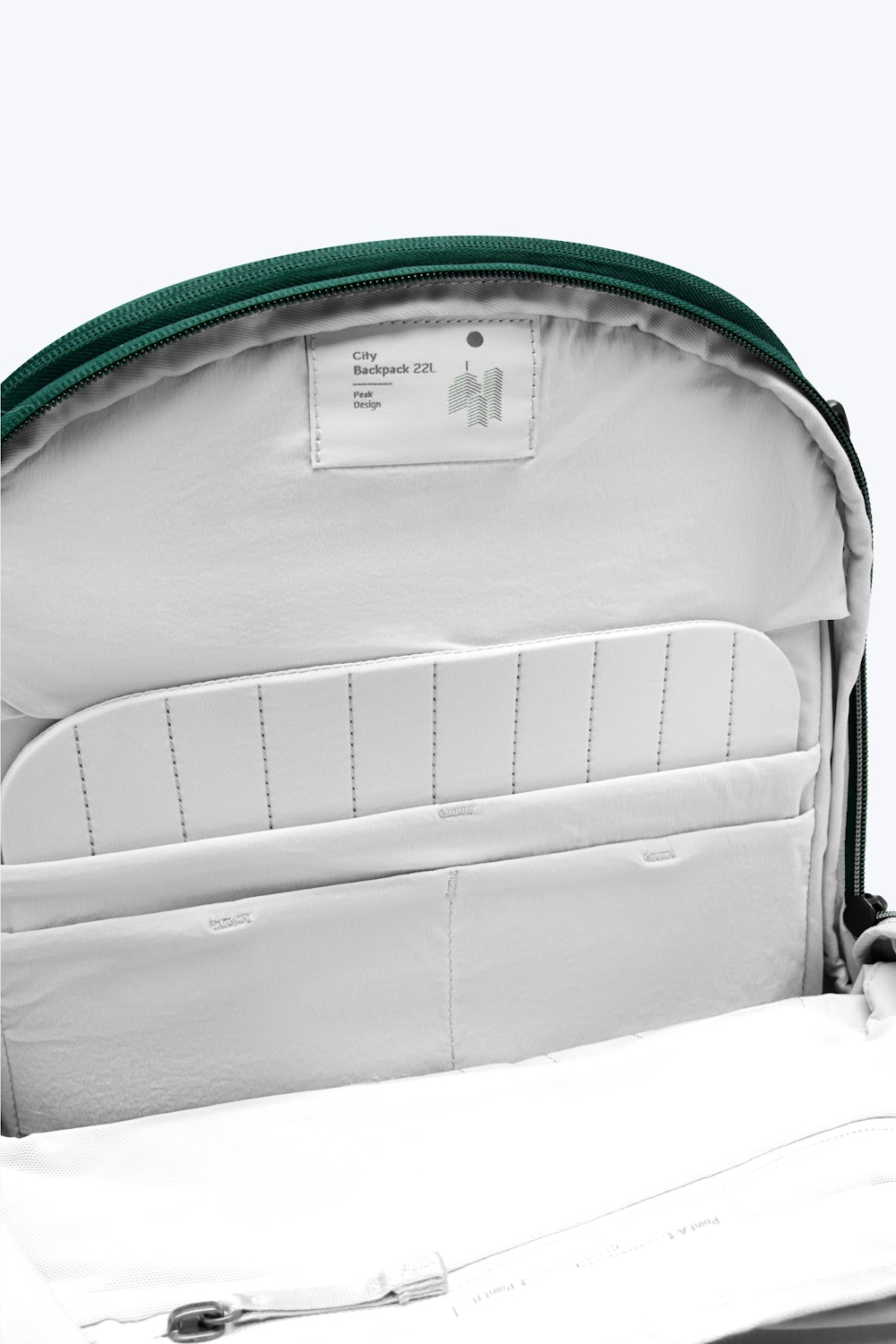 Peak Design City Backpack 22L – kapsa na notebook