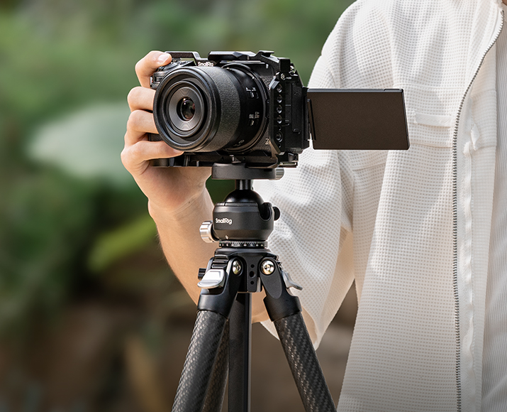 Klec pro Nikon Z5IIc s lištou HawkLock NATO – 5