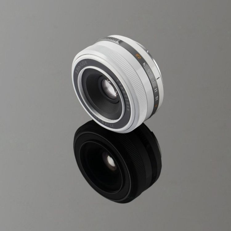 TTArtisan APS-C AF 27mm F2.8 – Automatické ostření s motorem STM