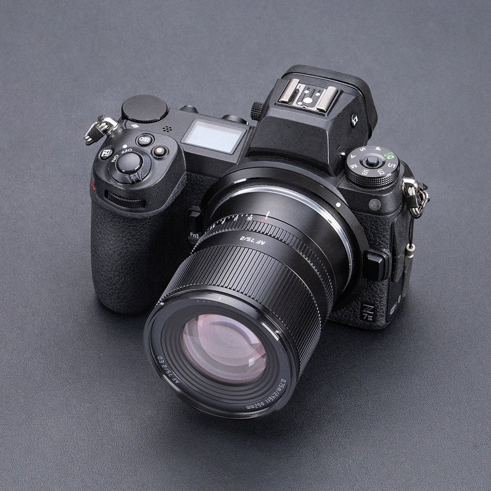 TTArtisan AF 75mm F2 – Rychlé a tiché ostření