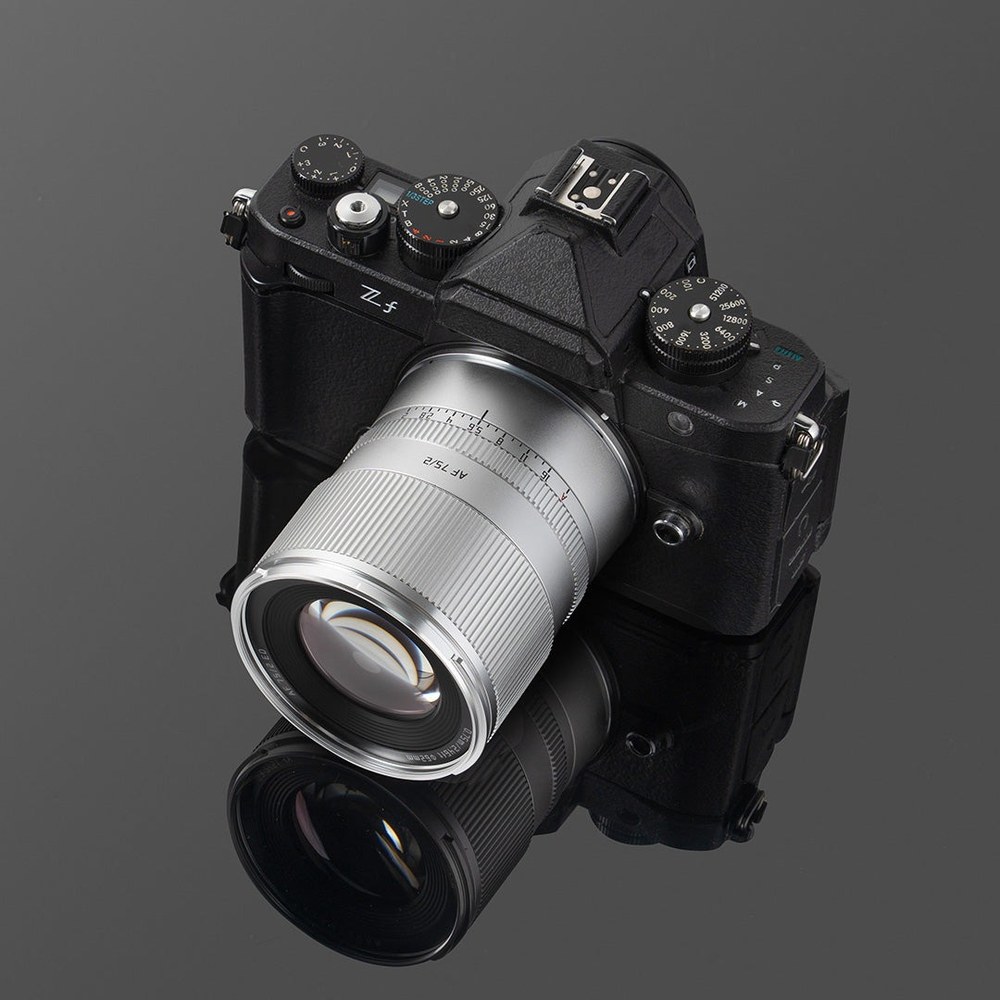 TTArtisan AF 75mm F2 – Rychlé a tiché ostření