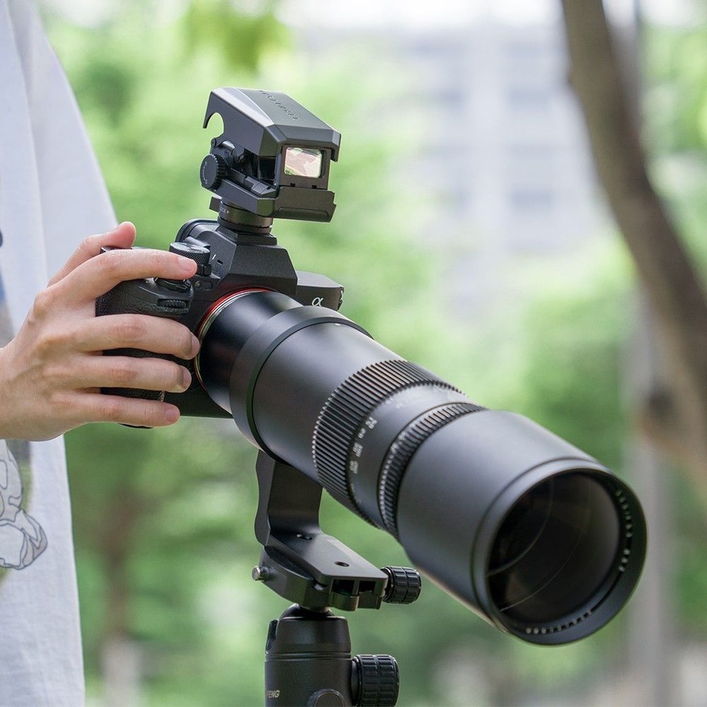 TTArtisan Dot Sight – S dlouhým objektivem