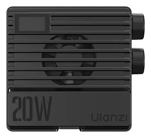 Ulanzi LE20 20W RGB kapesní světlo